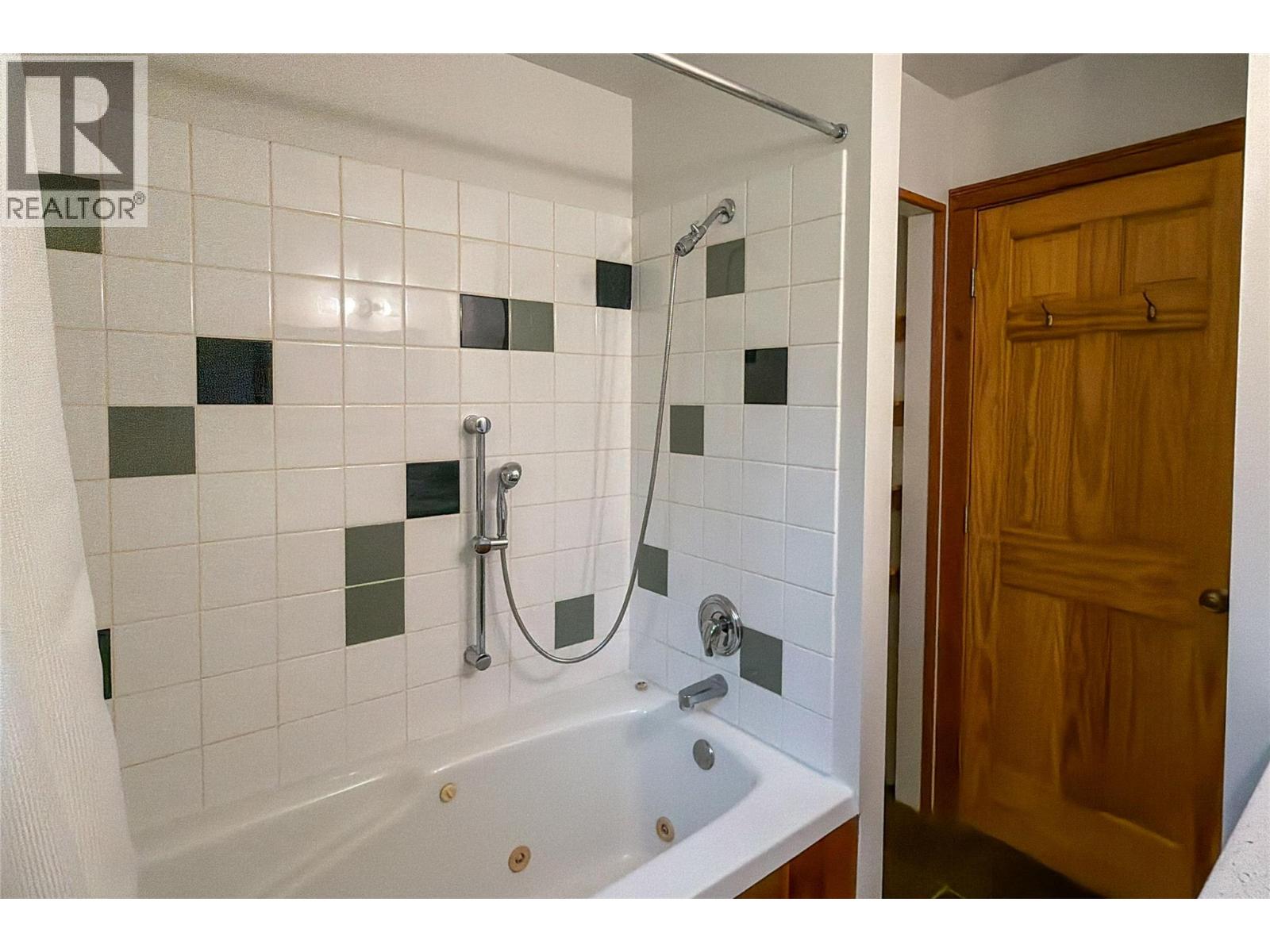 2415 Kettleston Road - 14