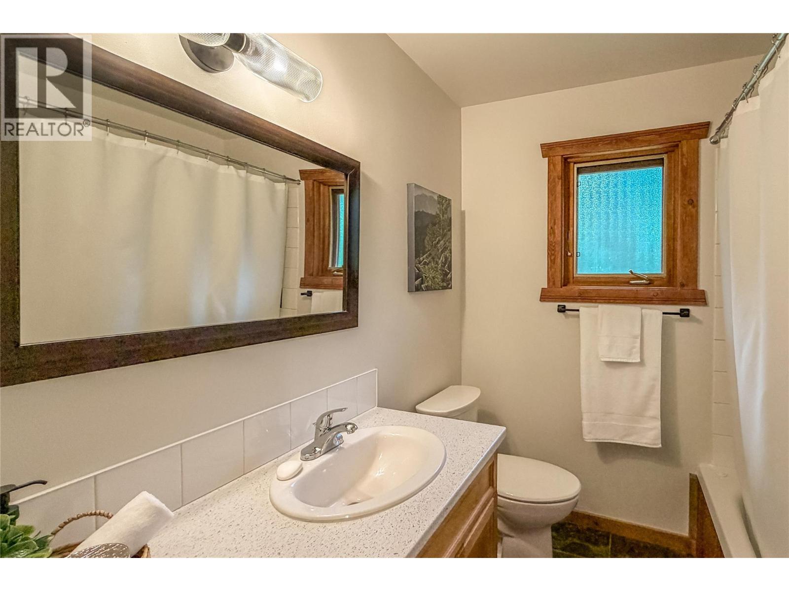 2415 Kettleston Road - Image 13