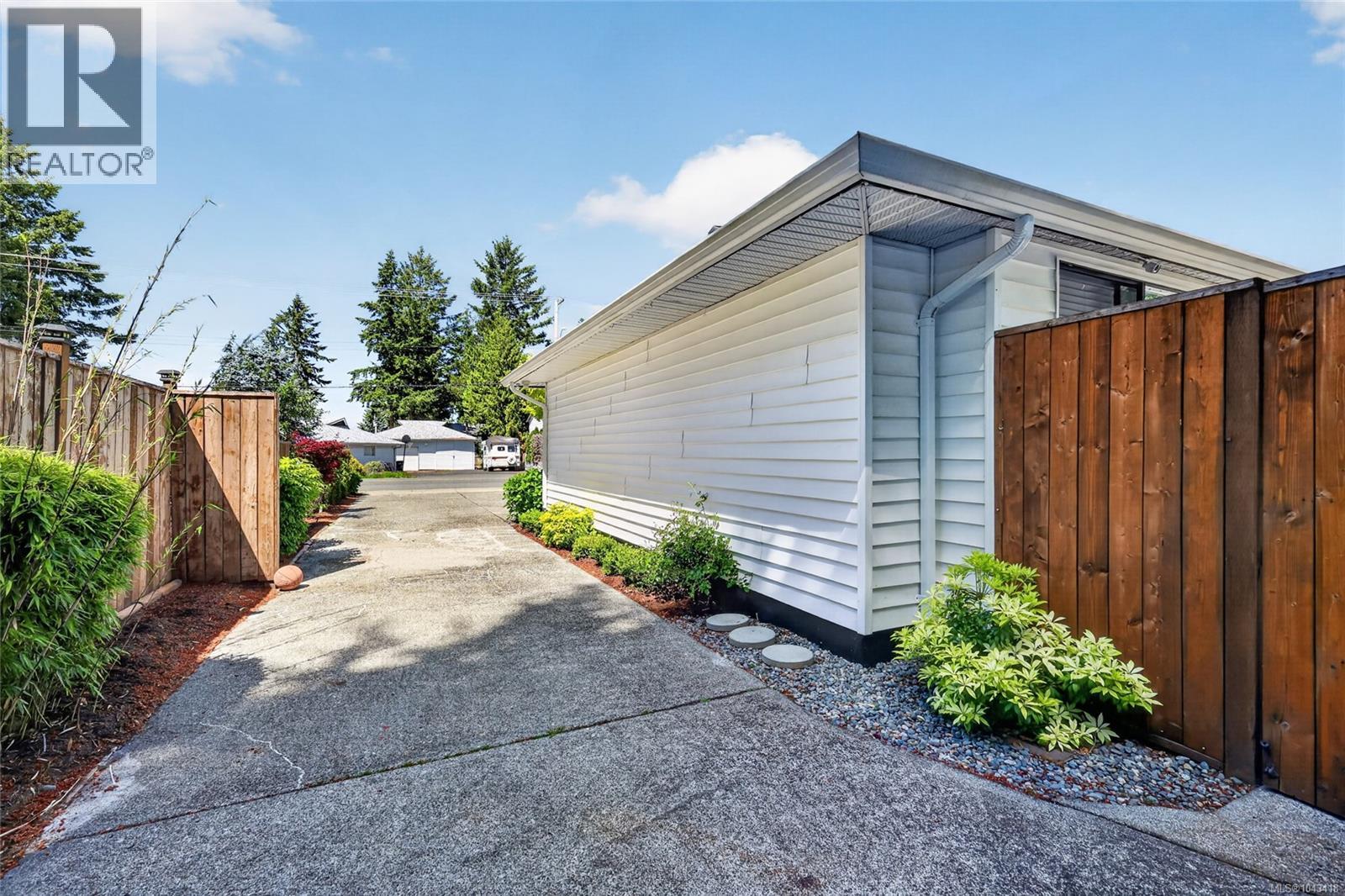 6421 Portsmouth Rd - 16