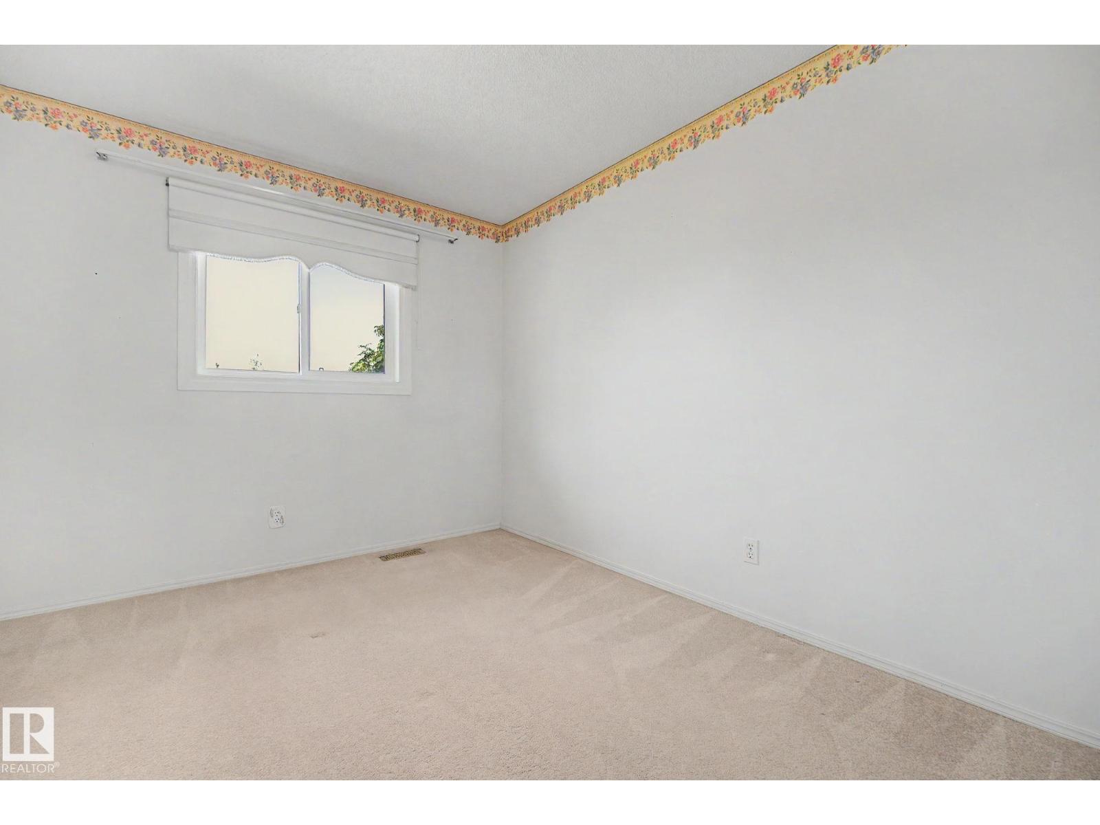 #27 3645 145 AV NW - 32