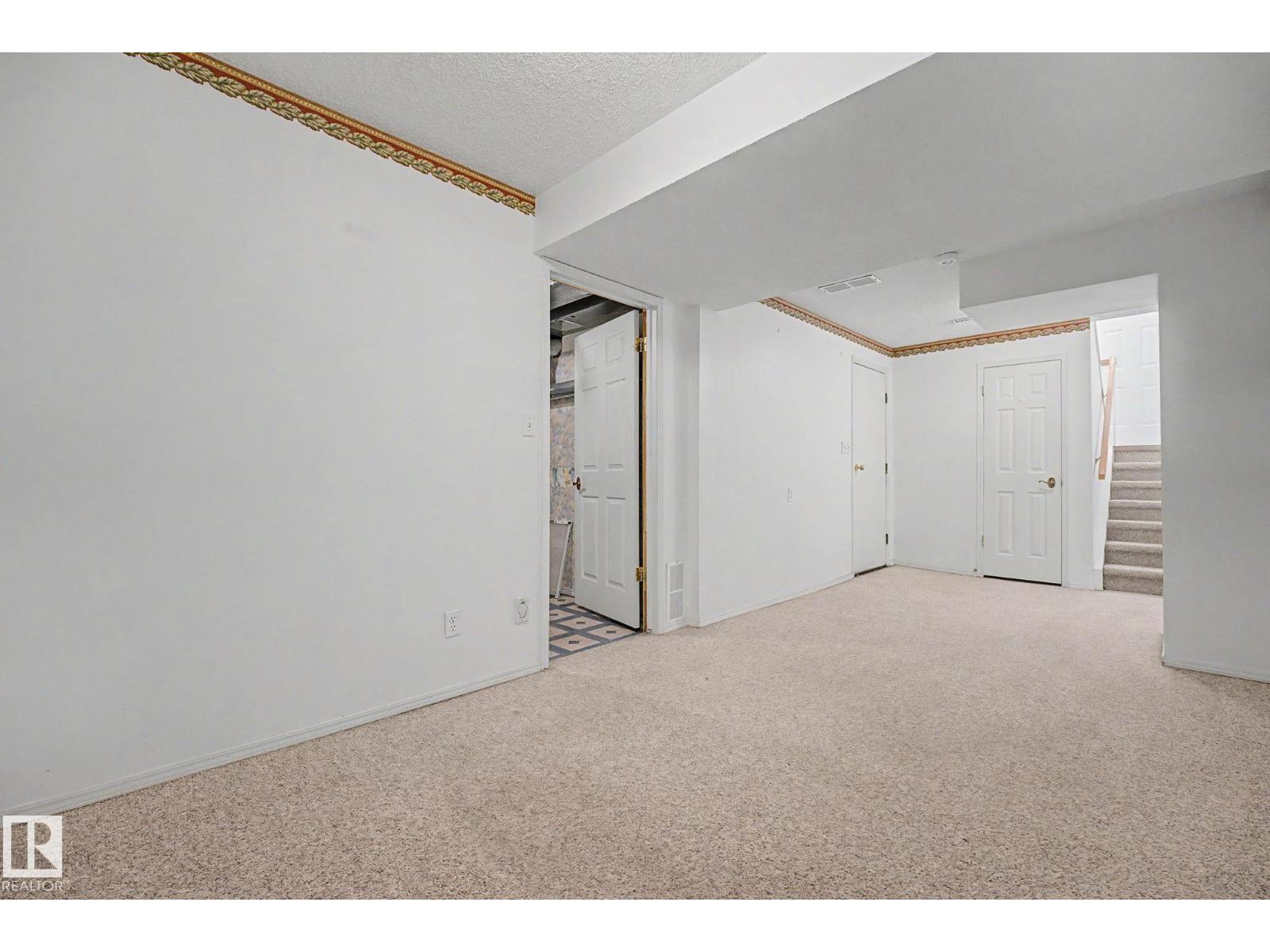 #27 3645 145 AV NW - 39
