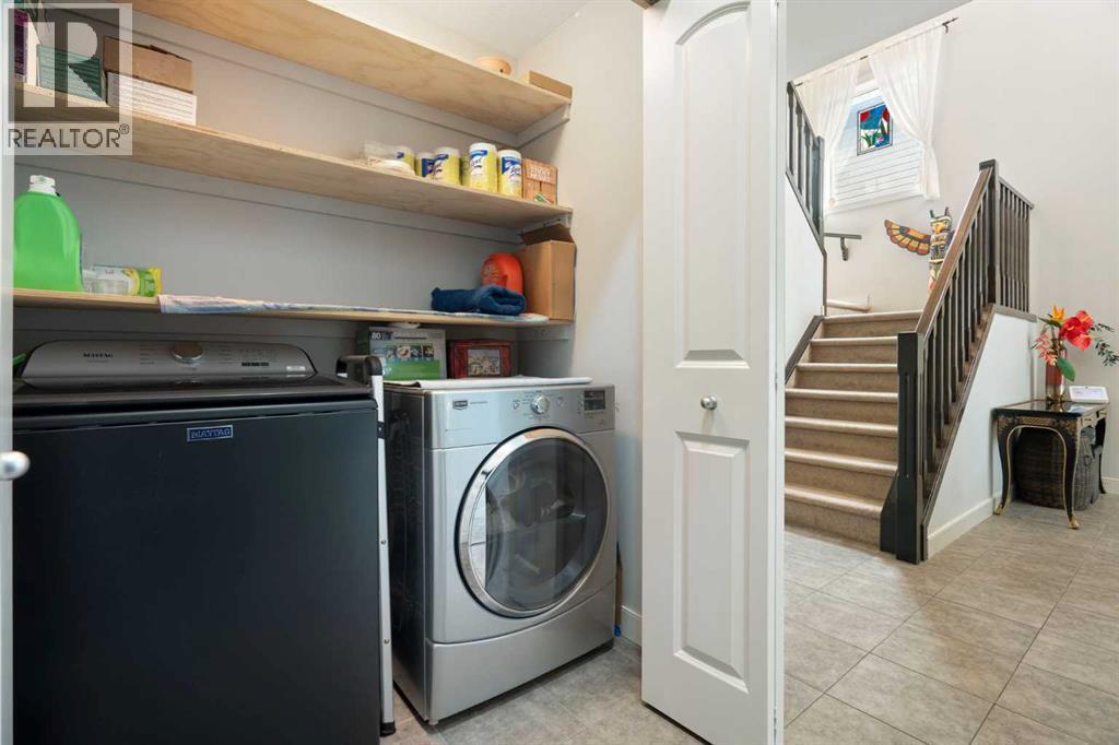 70 Everwoods Park SW - 4