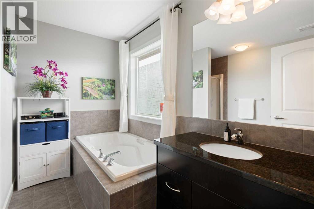 70 Everwoods Park SW - 22