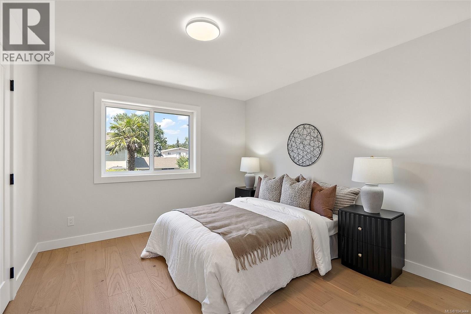 #102 1870 Doney Rd - 21