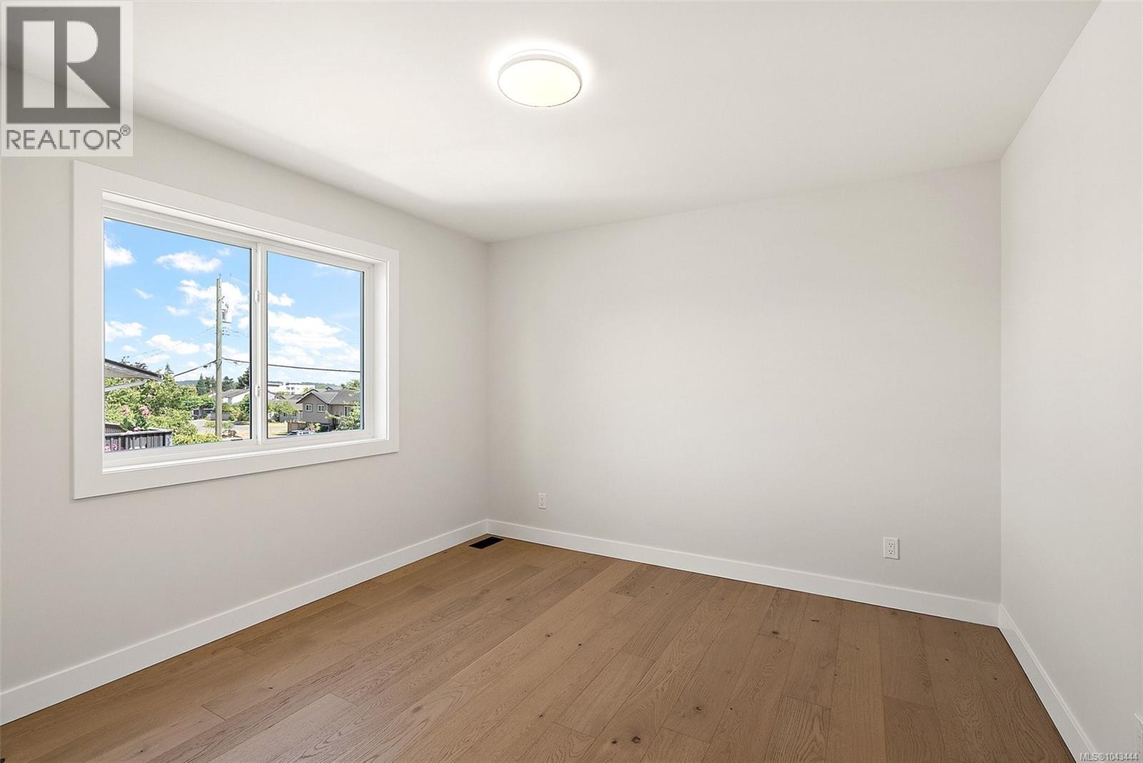 #102 1870 Doney Rd - 24