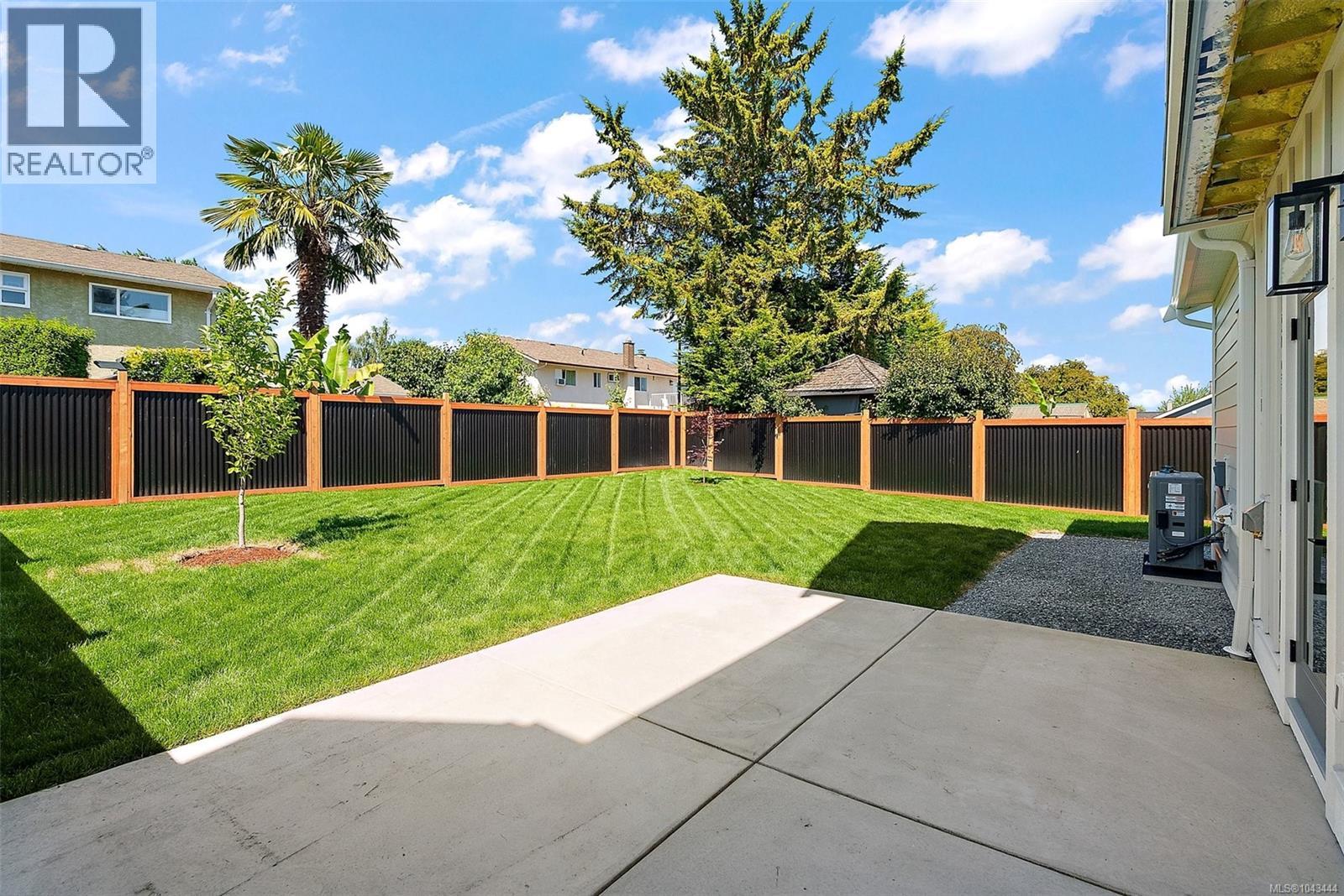 #102 1870 Doney Rd - 37