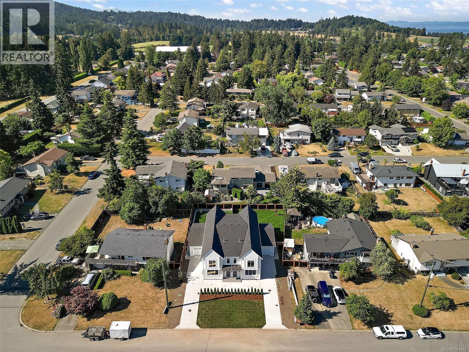 #102 1870 Doney Rd - 8