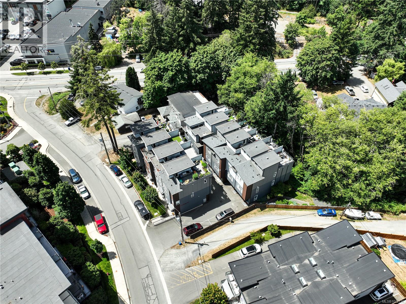 #112 694 Hoylake Ave - 37
