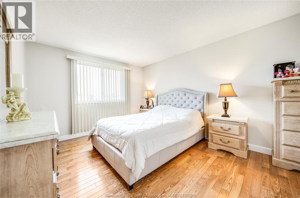 501 GREEN VALLEY DRIVE - 23