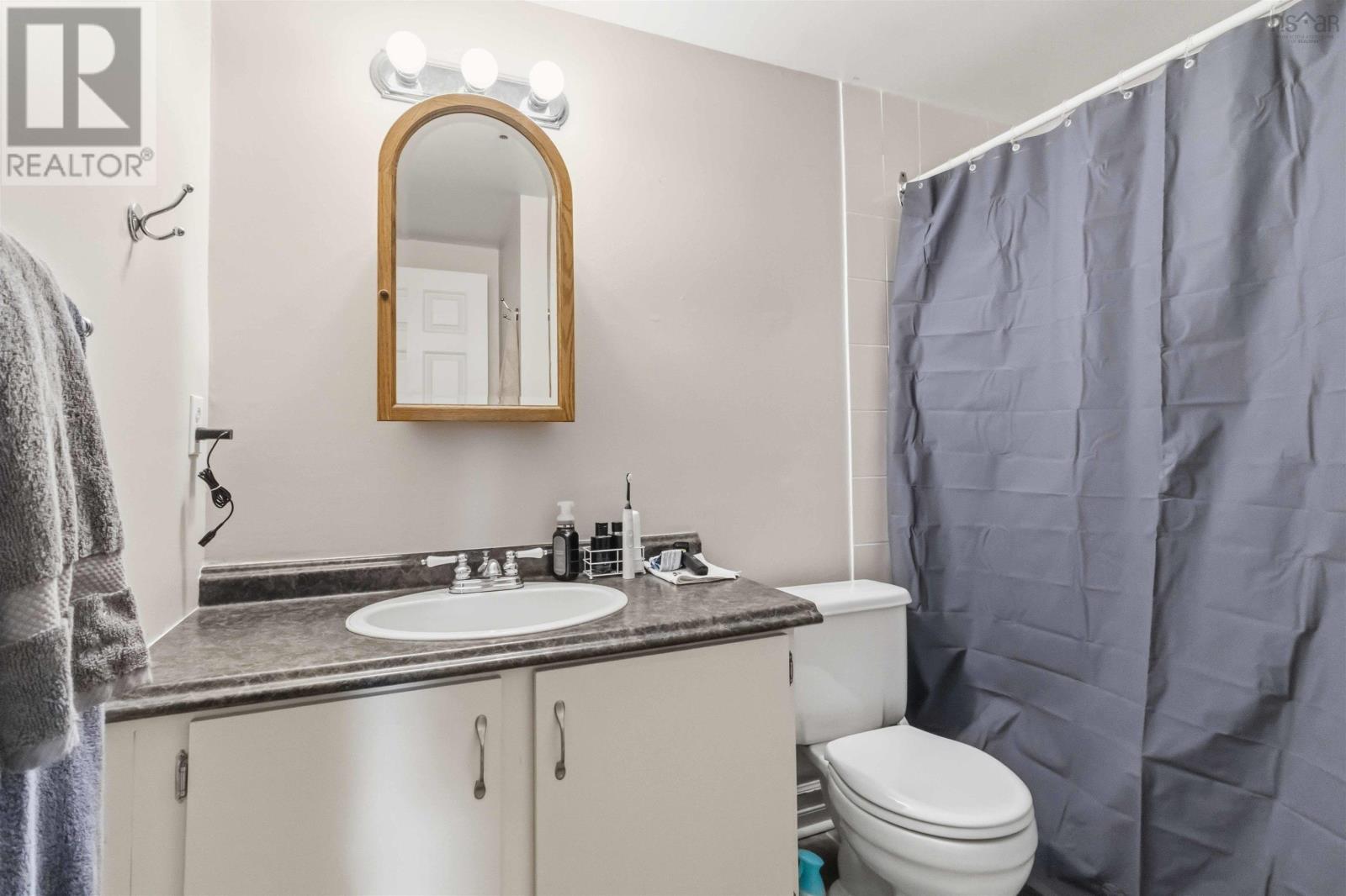 #107 75 Collins Grove - 18