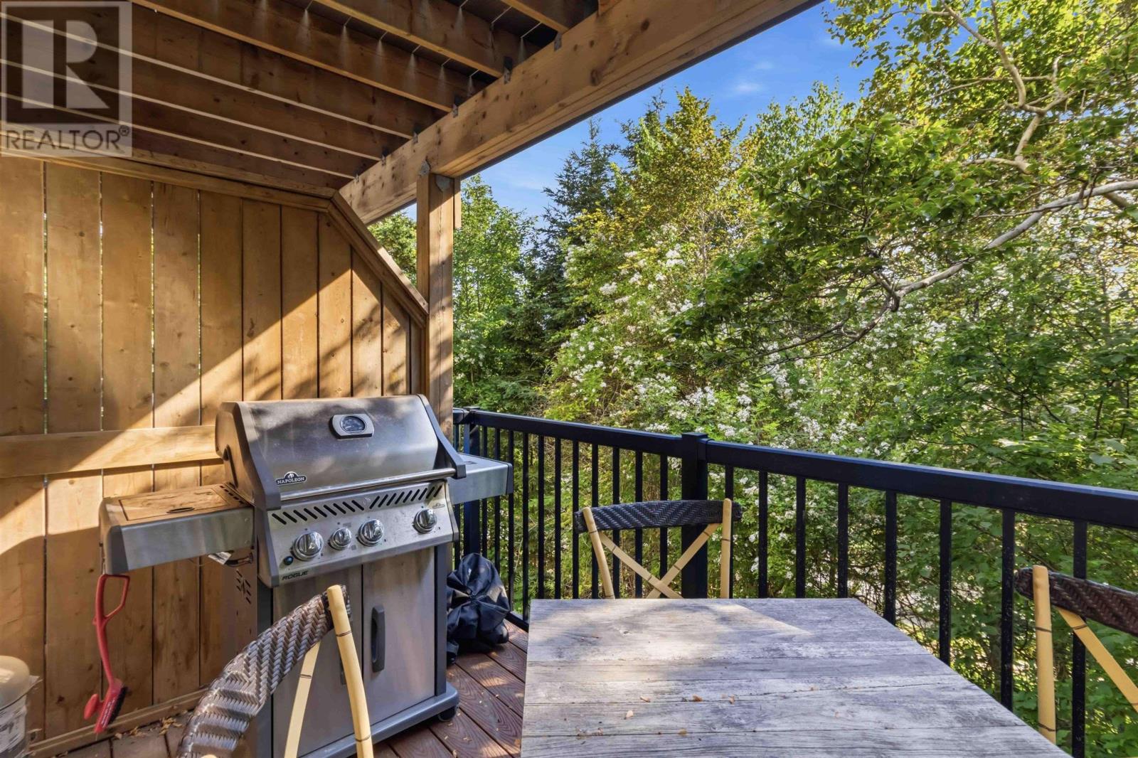 #107 75 Collins Grove - 21