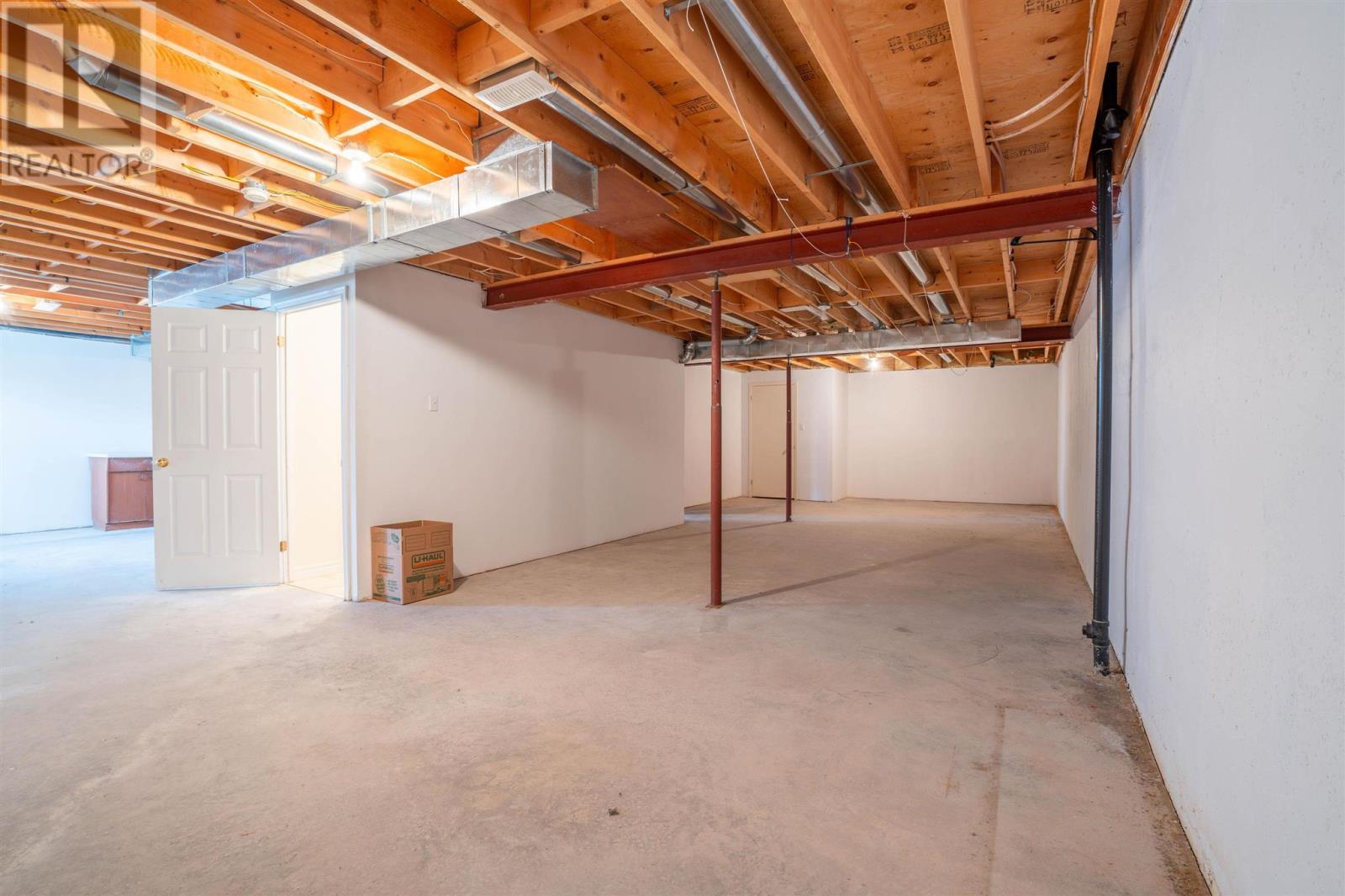 870 Lake ST - 26