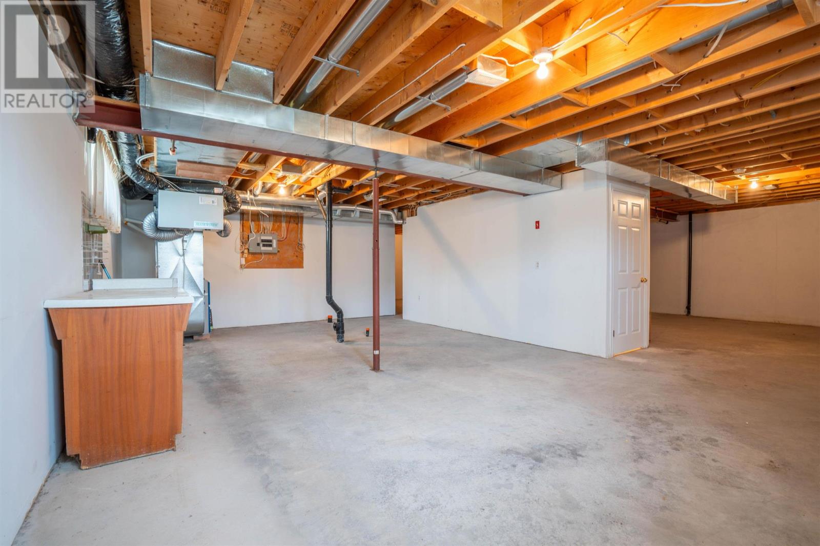 870 Lake ST - 28