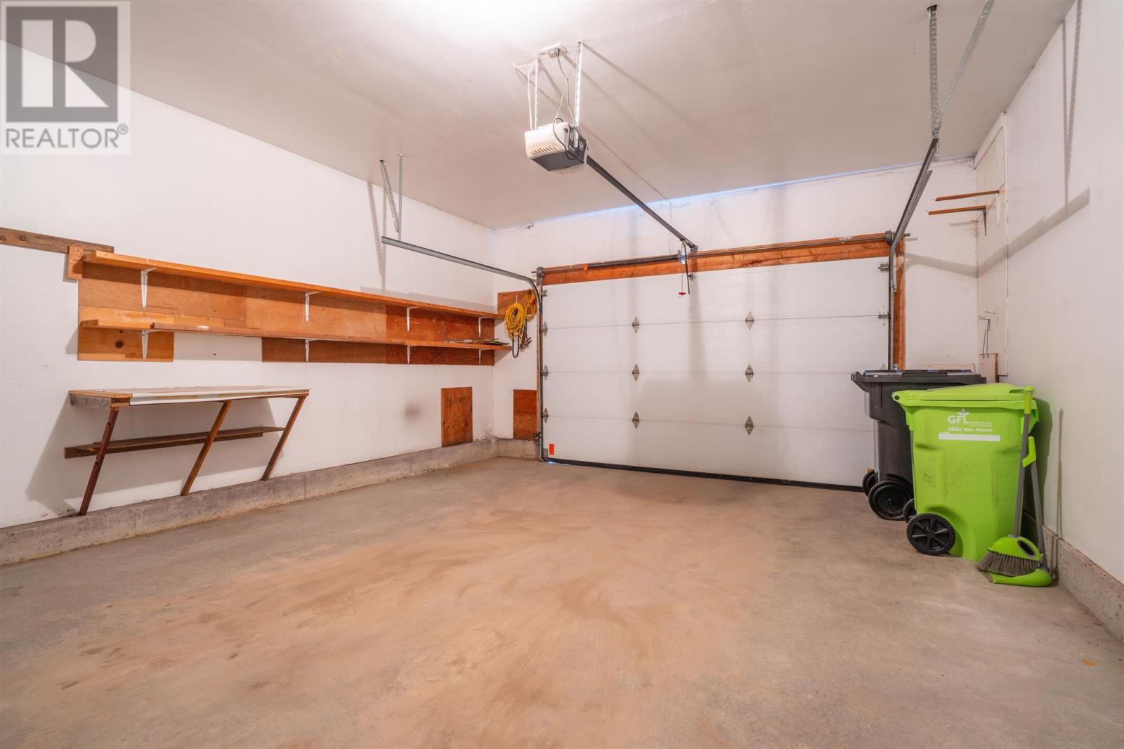 870 Lake ST - 30