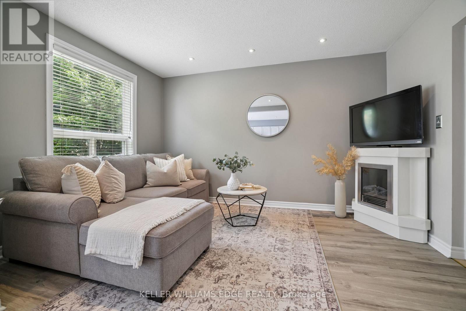 #35 39 PINEWOODS DRIVE - 9