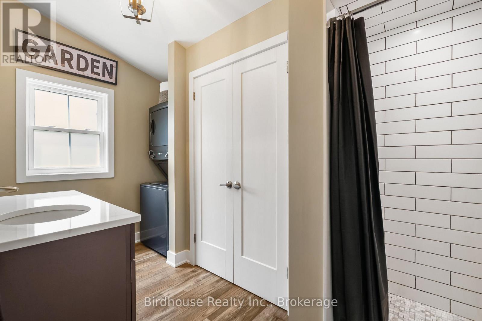 29 GOODMAN ROAD - 16