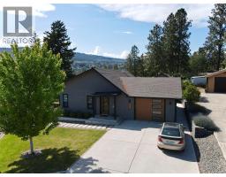  2575 Pineridge Place, West Kelowna