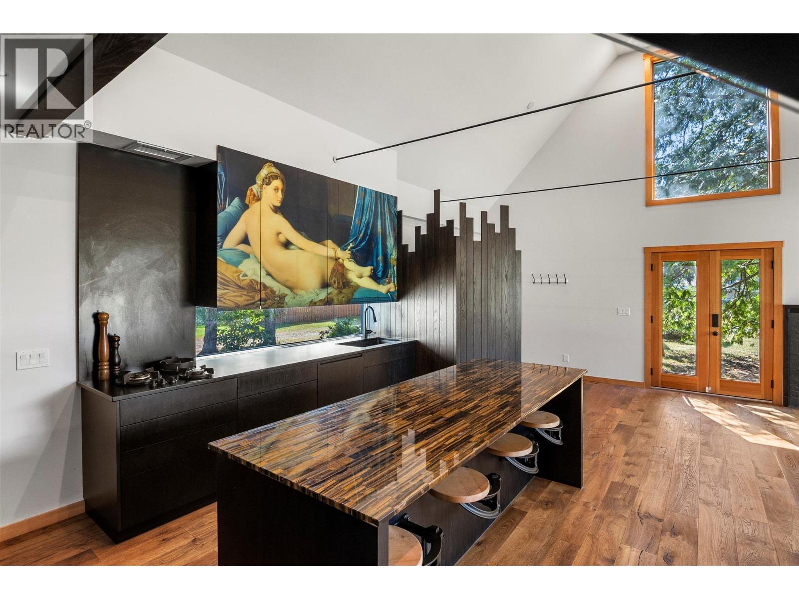 422 Ninth Street E - 12