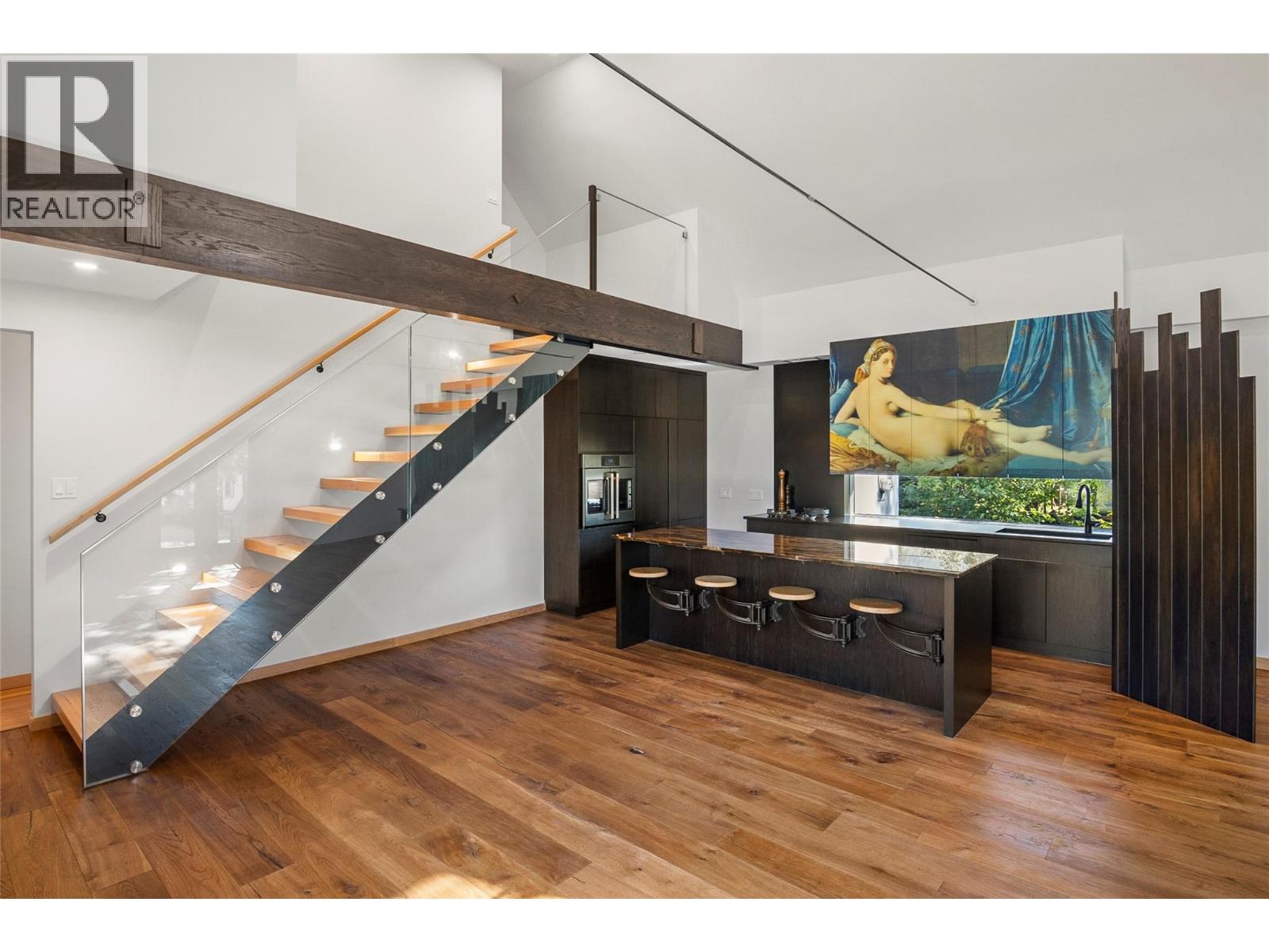 422 Ninth Street E - 13