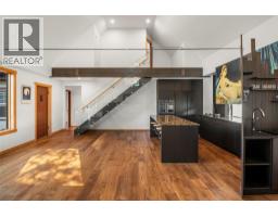 422 Ninth Street E, Revelstoke, BC V0E2S0 Photo 19