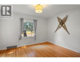 422 Ninth Street E, Revelstoke, BC V0E2S0 Photo 30