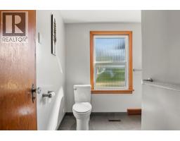 422 Ninth Street E, Revelstoke, BC V0E2S0 Photo 33