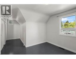 422 Ninth Street E, Revelstoke, BC V0E2S0 Photo 38