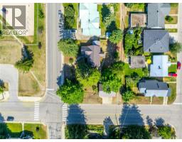 422 Ninth Street E, Revelstoke, BC V0E2S0 Photo 46