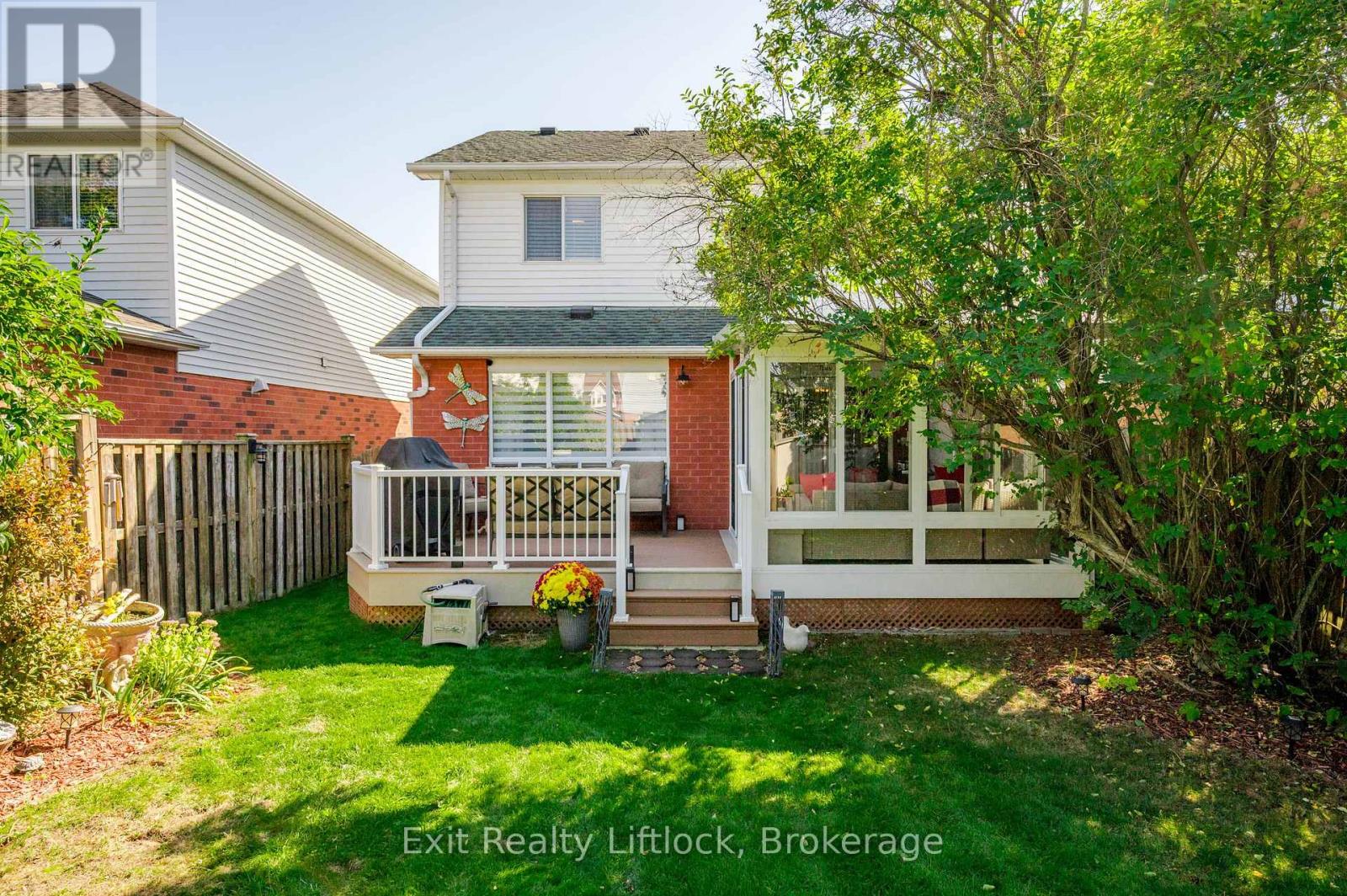 8 WILKINS CRESCENT - 45
