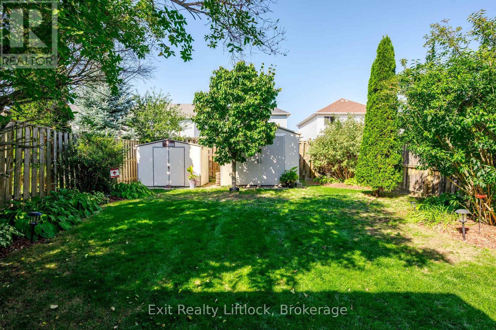 8 WILKINS CRESCENT - 49