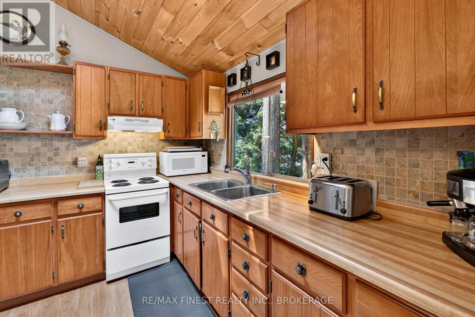 701 DAVERN LANE - Image 10