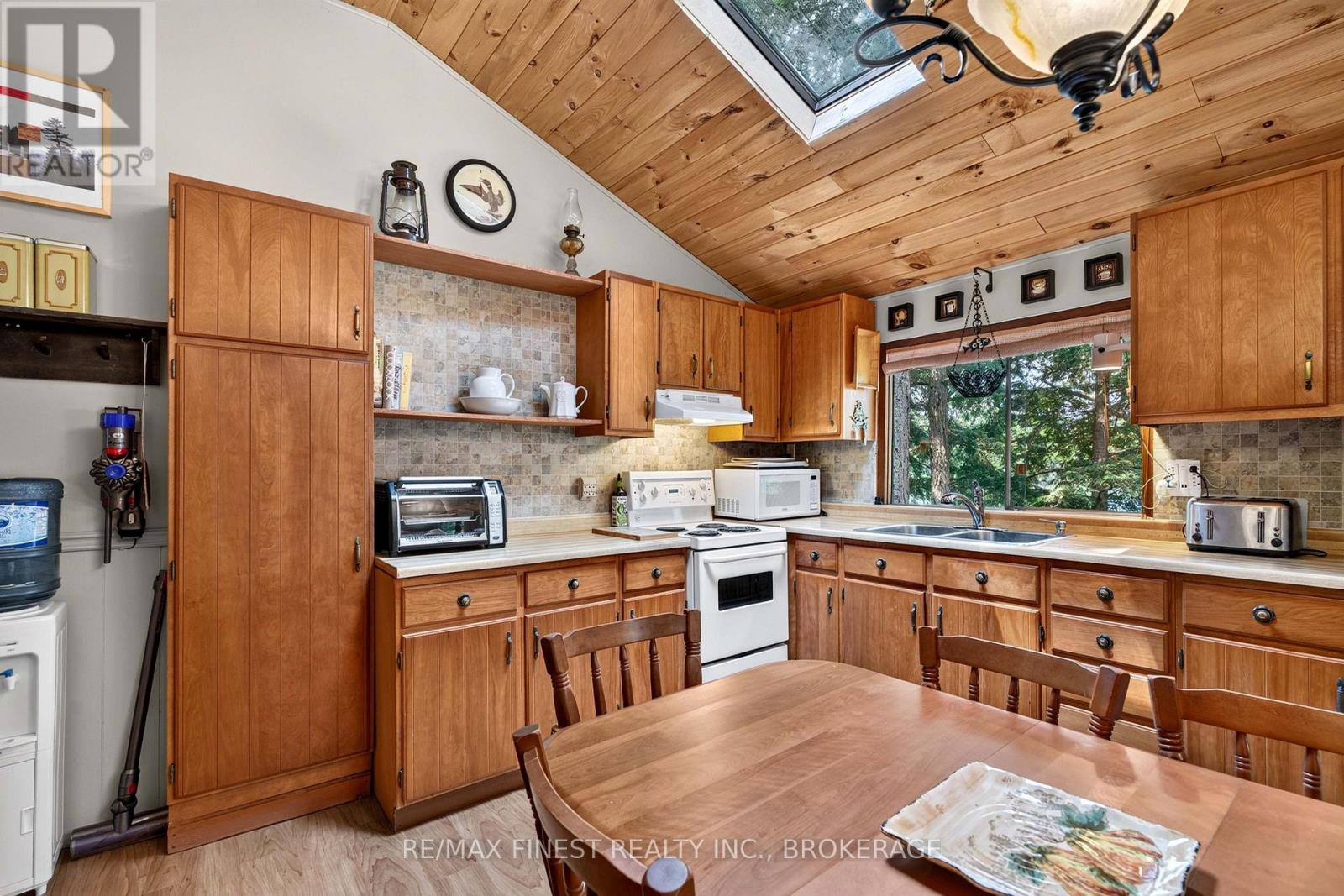 701 DAVERN LANE - Image 7