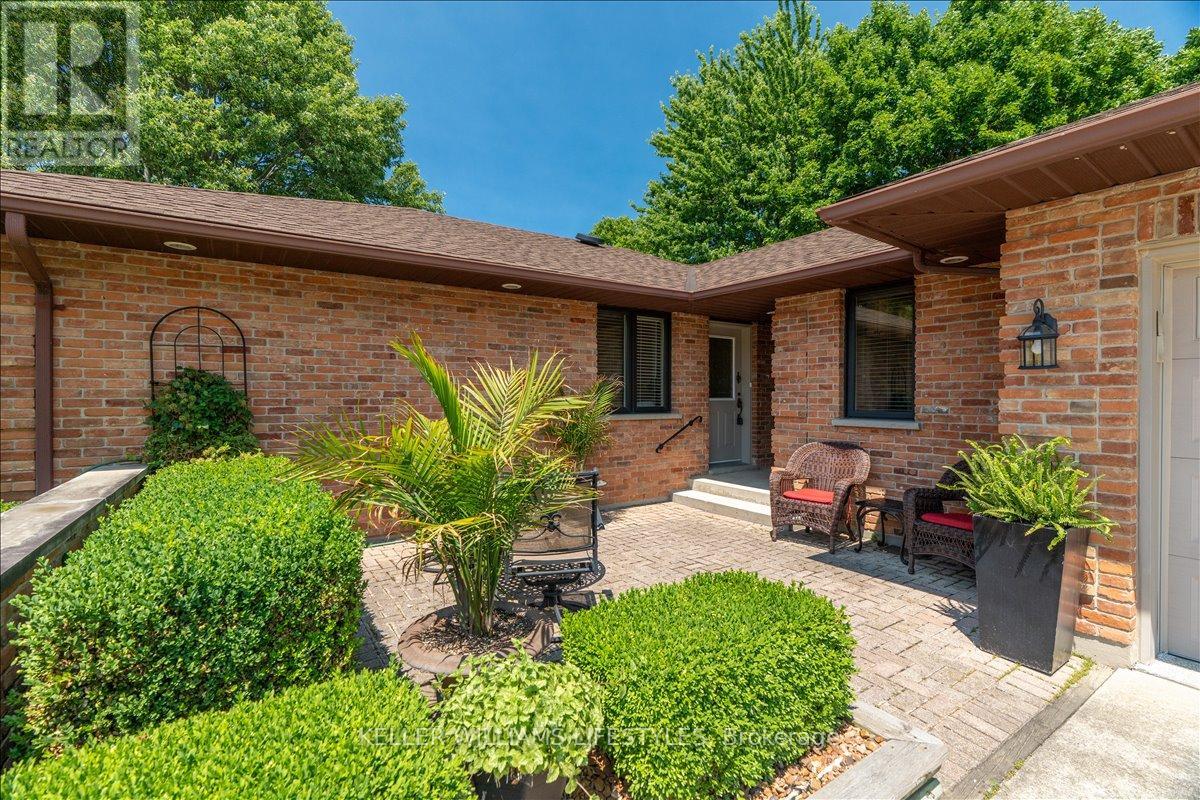 4350 BLUEPOINT DRIVE - 7