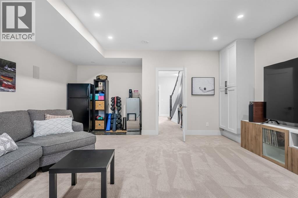 2741 16A Street SE - 38
