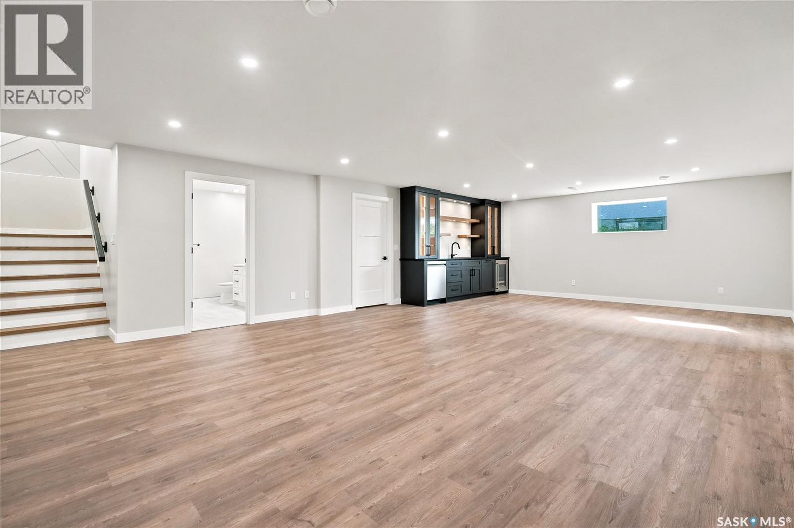 34 Huber DRIVE - 36