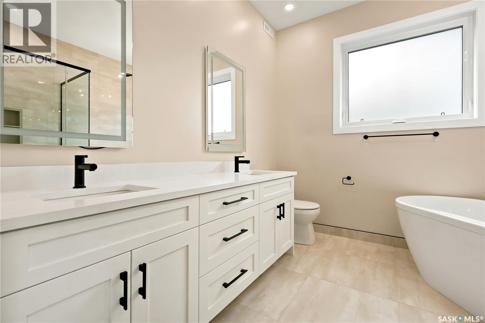 34 Huber DRIVE - 32