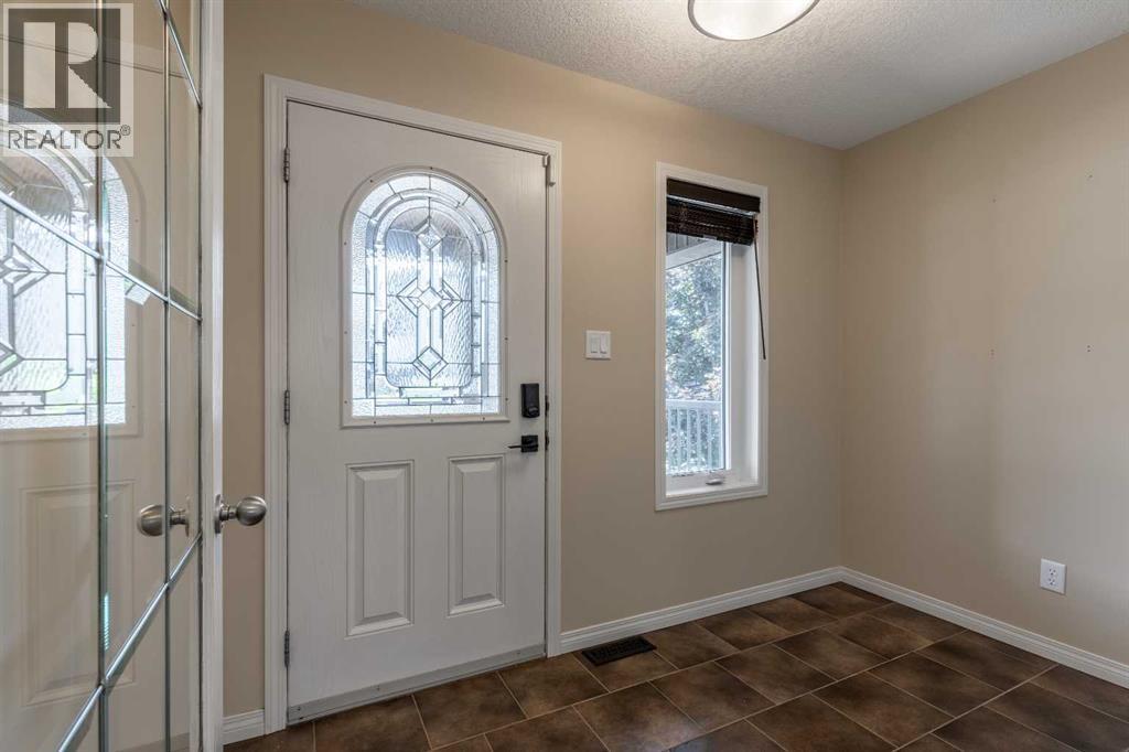 261 Couleesprings Terrace S - 5