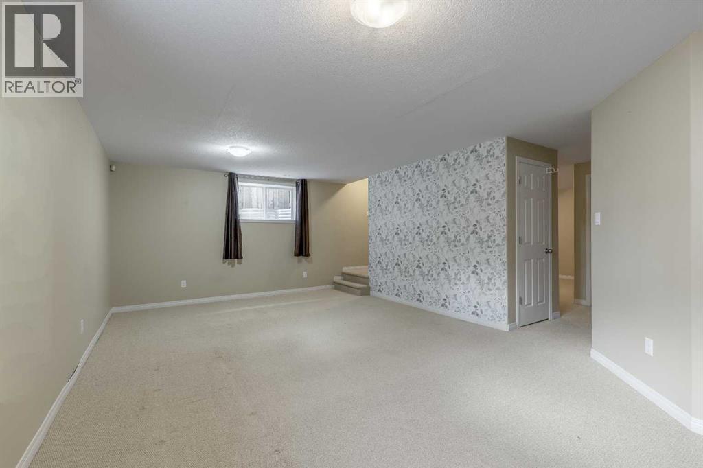 261 Couleesprings Terrace S - 23