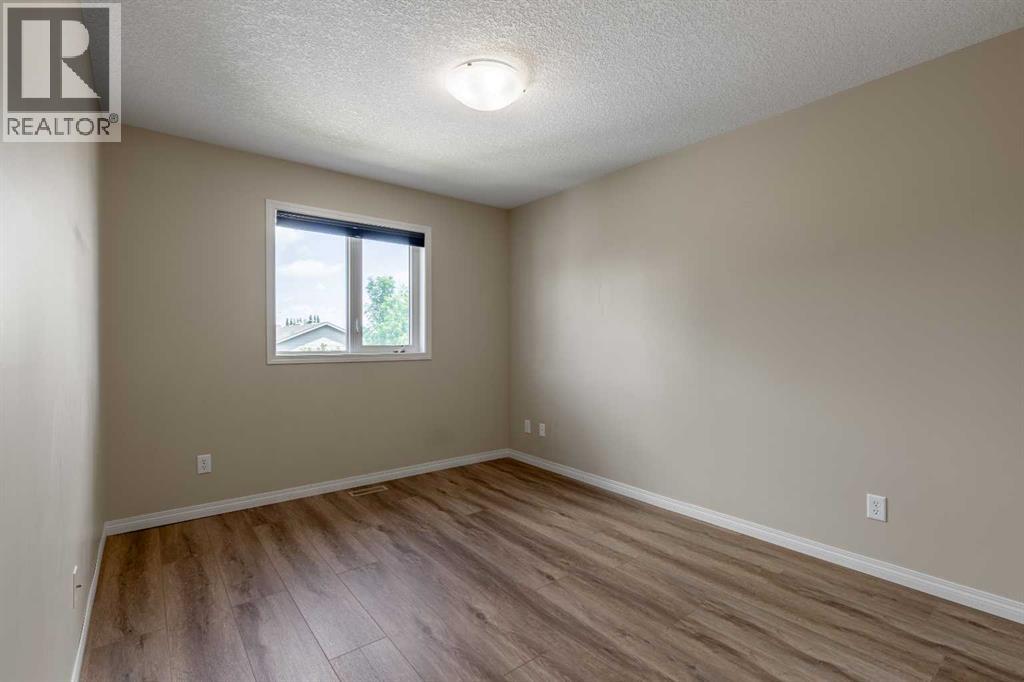 261 Couleesprings Terrace S - 19