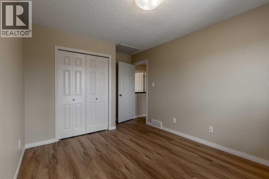 261 Couleesprings Terrace S - 20