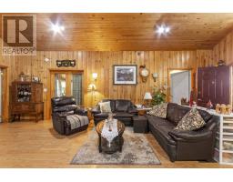 1205 Yandreski Road, Madawaska Valley, ON K0J1B0 Photo 24