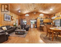 1205 Yandreski Road, Madawaska Valley, ON K0J1B0 Photo 25