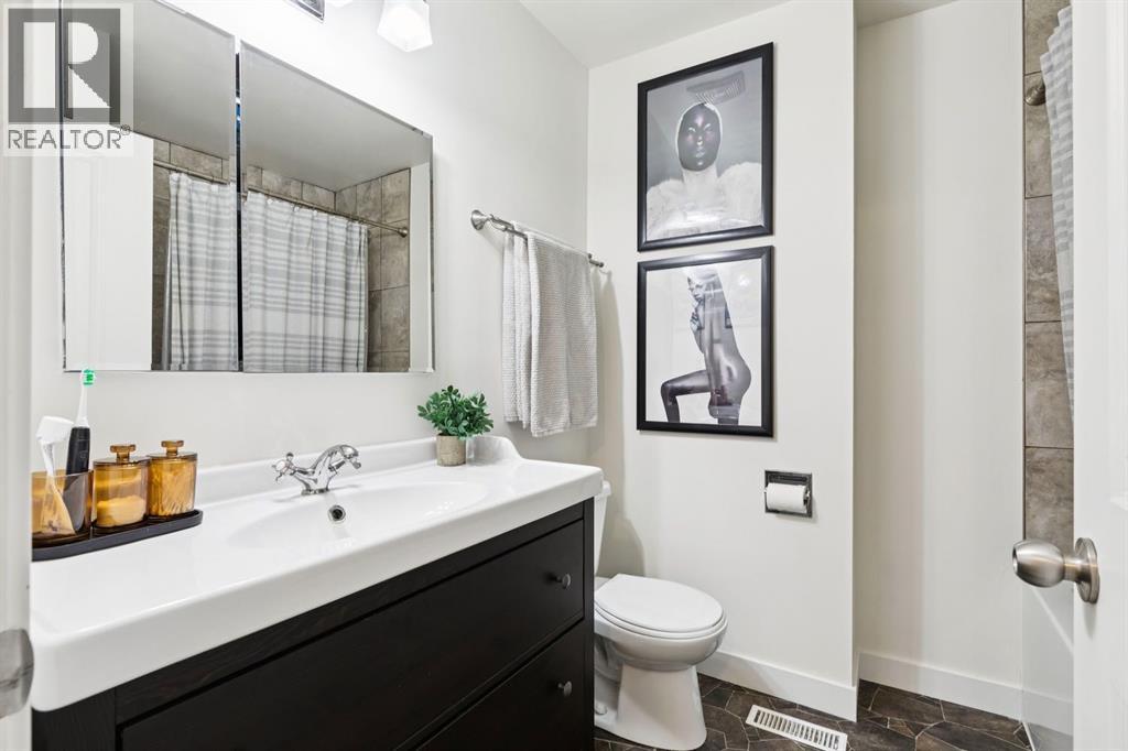 #18 11240 6 Street SW - 24