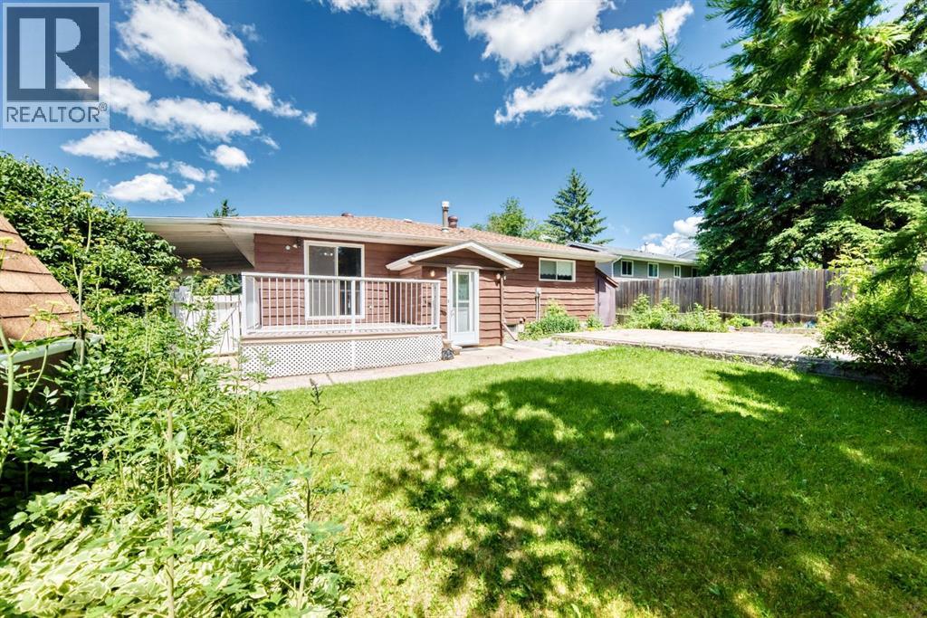5227 37 Street - 37