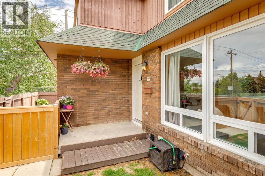 #18 11240 6 Street SW - 2
