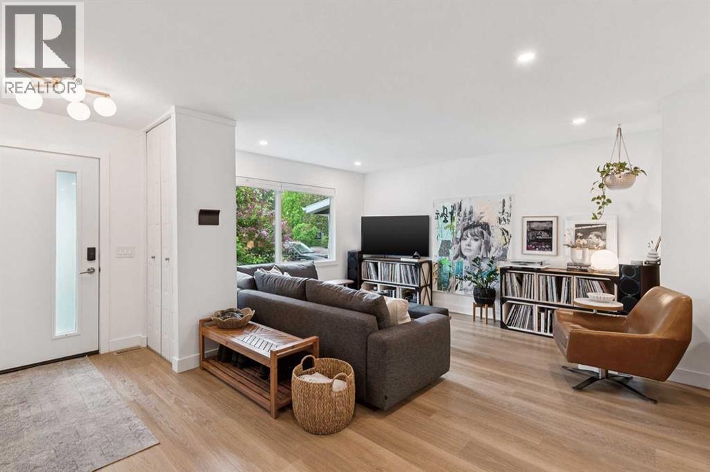 124 Ranchview Court NW - 3