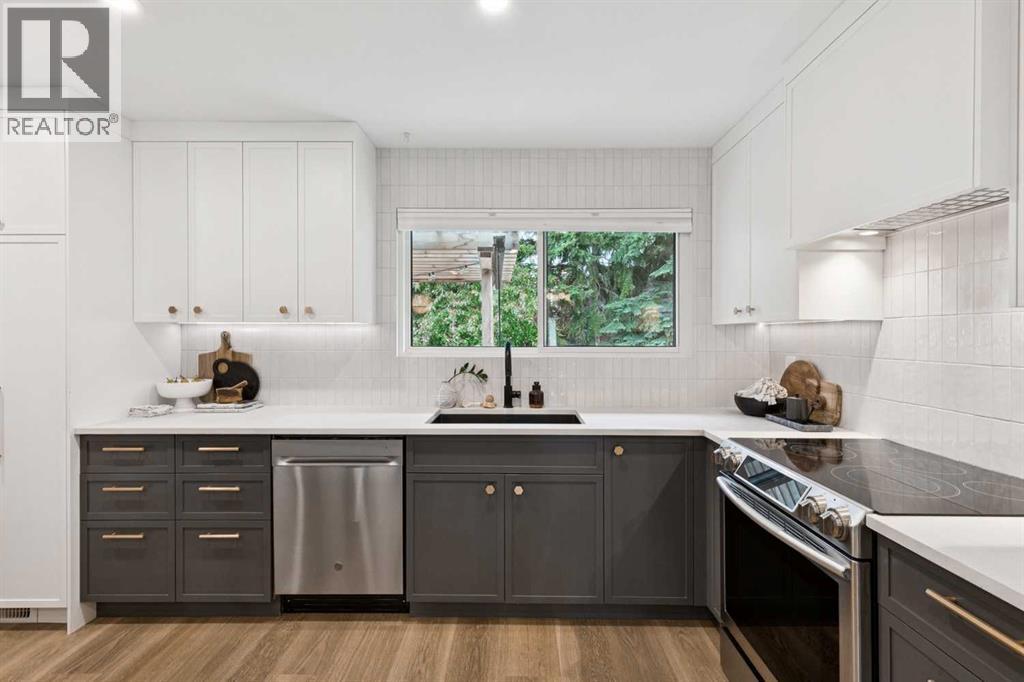 124 Ranchview Court NW - 13