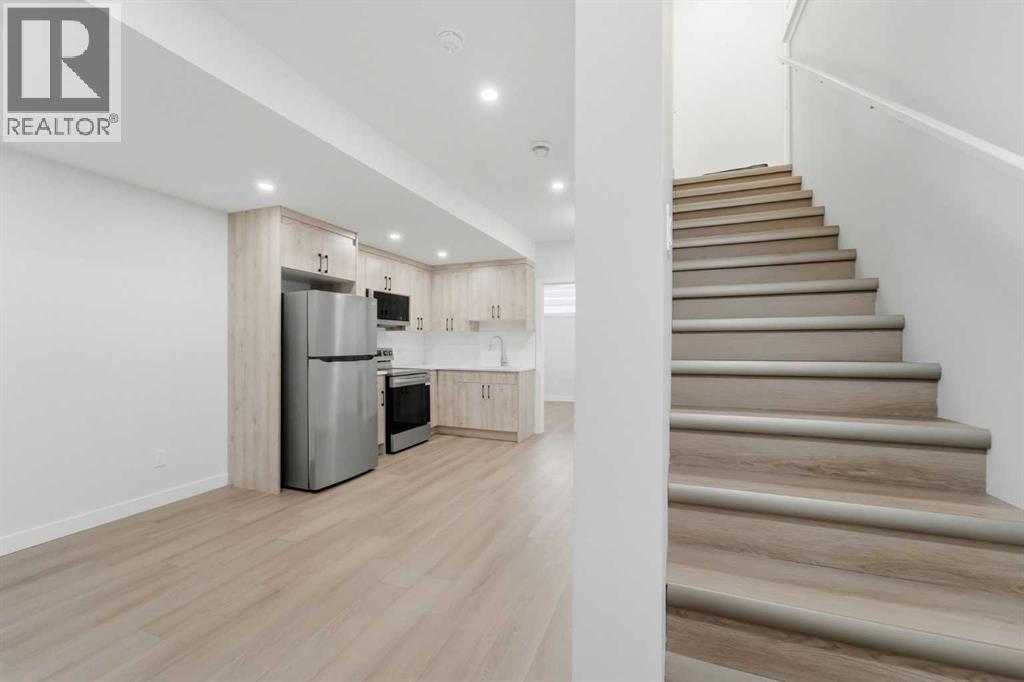 21 Corner Glen Row NE - 32