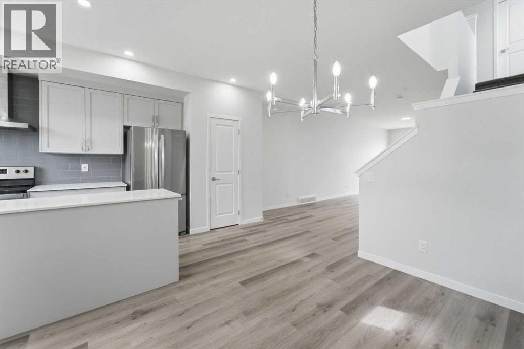 21 Corner Glen Row NE - 17