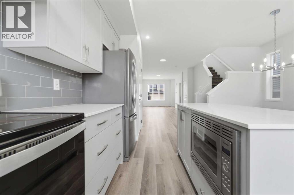 21 Corner Glen Row NE - 13